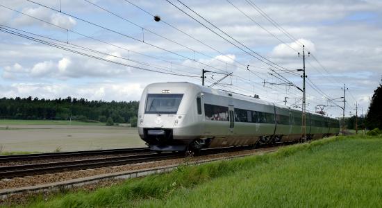 svensk-eltog-femern-belt-development