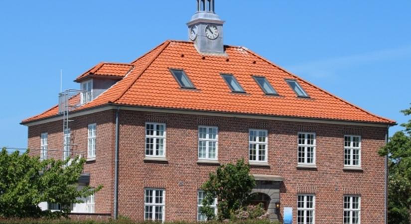 Den markante bygning på havnen i Rødbyhavn bliver fra 1. april hjemsted for Femern Belt Development og for det danske Infocenter om Femern-forbindelsen.
